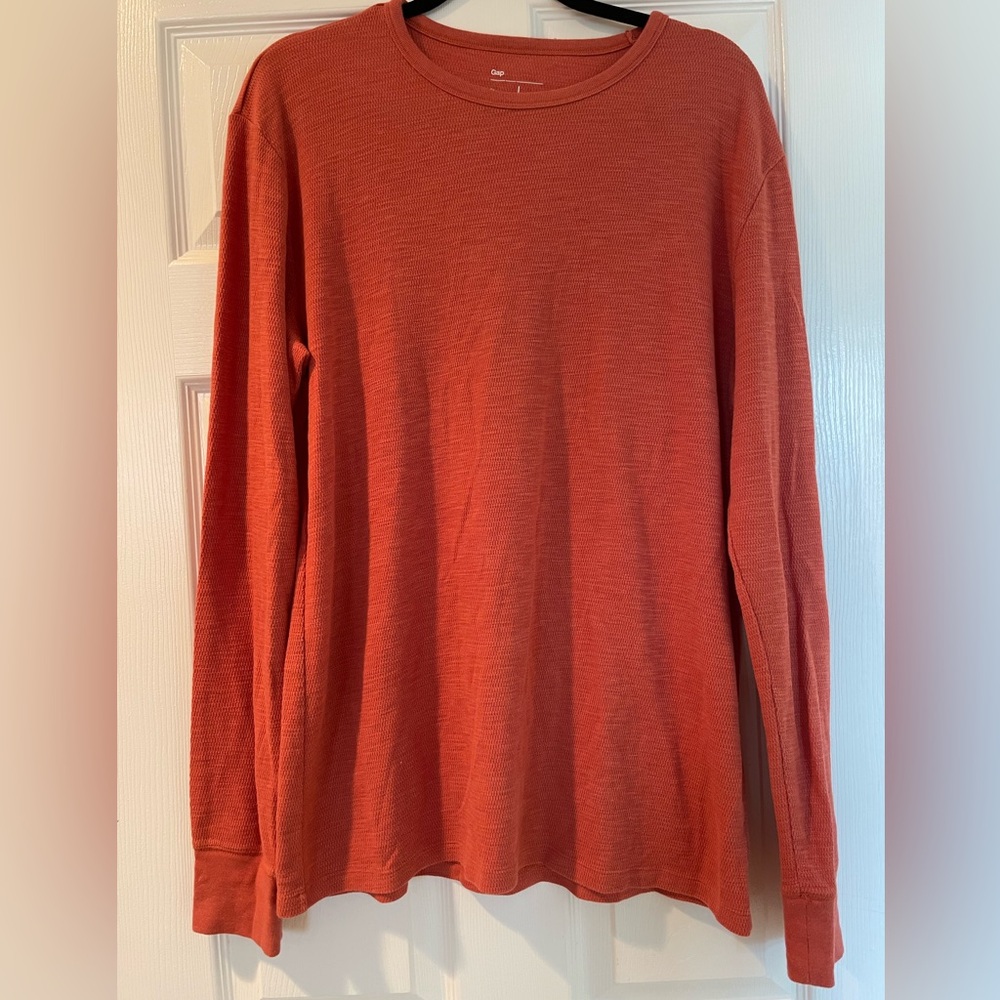 GAP Textured Redish Orange Crew Neck Top